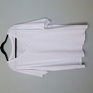 Lane Bryant Normcore Clean Girl white V neck short sleeve tee 26/28